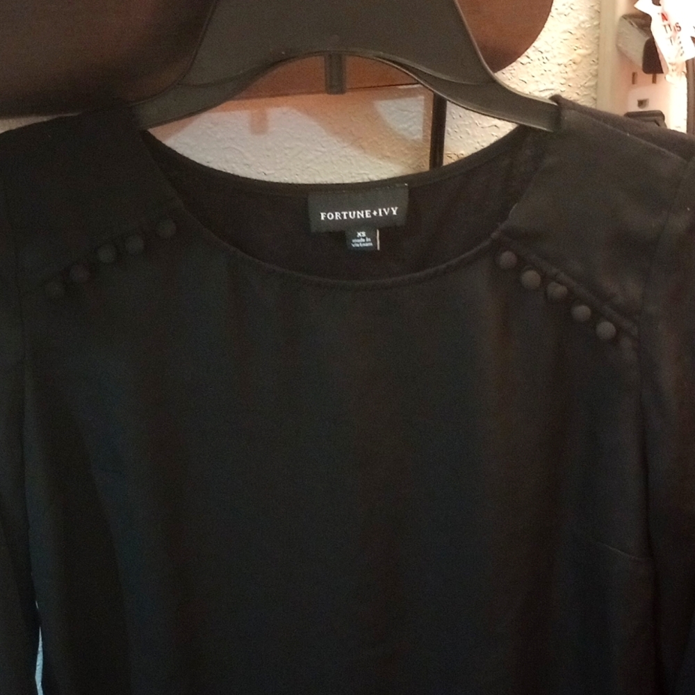 Blouse - Picture 4 of 4